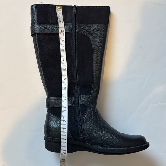 CLARKS  navy boots in excellent condition! - Picture 9 of 12